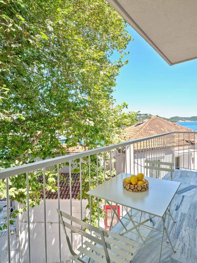 The Tree Apartment Skiathos Town Ngoại thất bức ảnh